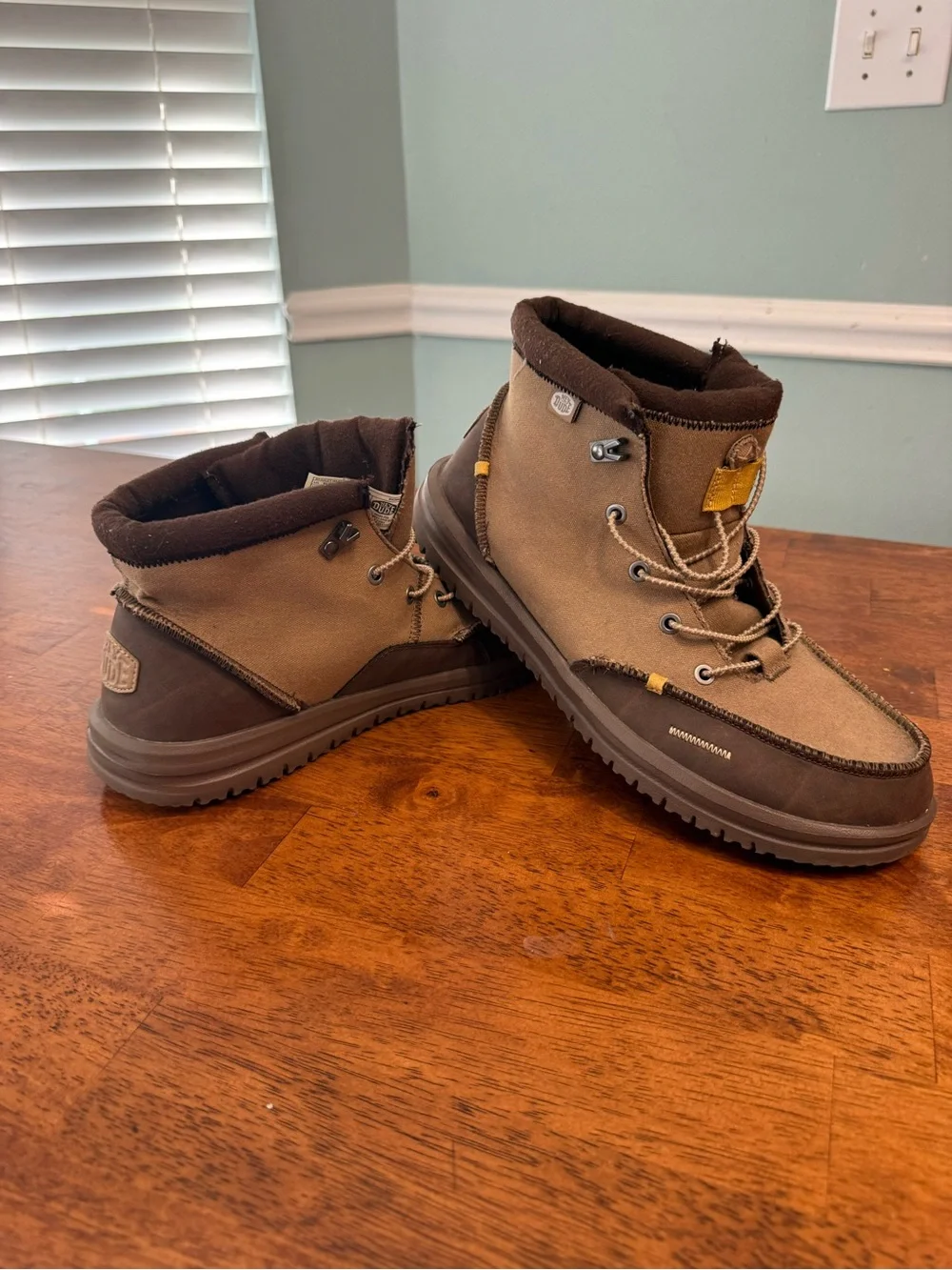 HEYDUDE Bradley Classic Men's Boots Brown Tan Waxed Canvas Size 13
